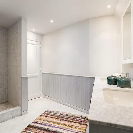 Huswell - Stunning Penthouse With Amazing View And Parking Apartman