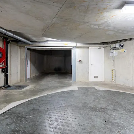 Huswell - Stunning Penthouse With Amazing View And Parking