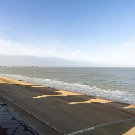 Huswell - Stunning Penthouse With Amazing View And Parking