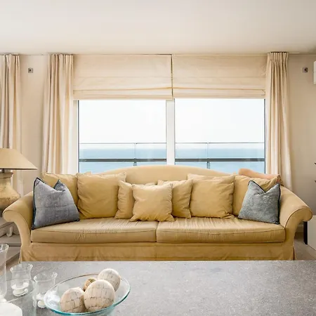 Huswell - Stunning Penthouse With Amazing View And Parking *