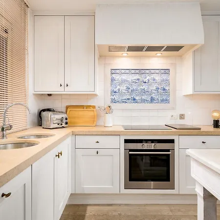 Huswell - Stunning Penthouse With Amazing View And Parking 克诺克－海斯特