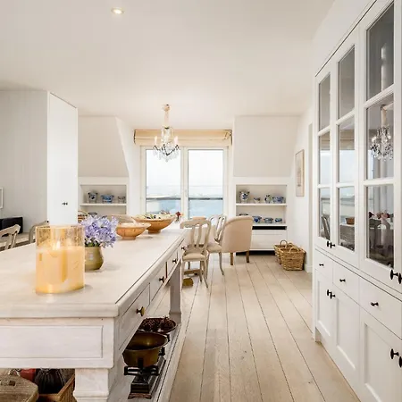 Huswell - Stunning Penthouse With Amazing View And Parking Apartman